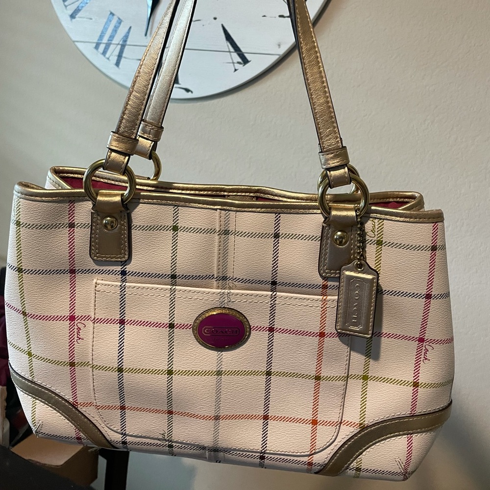 Women’s coach purse